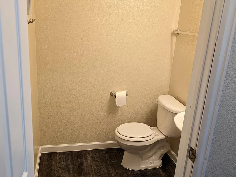 880 Macaw St — Photo 6