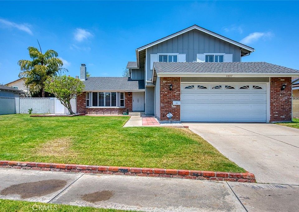 1st image of 11657 Gladstone Cir