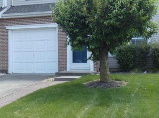 32 Saw Mill Dr, Mount Laurel, NJ 08054