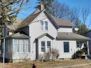 202 N Columbia Ave, Scottville, MI 49454