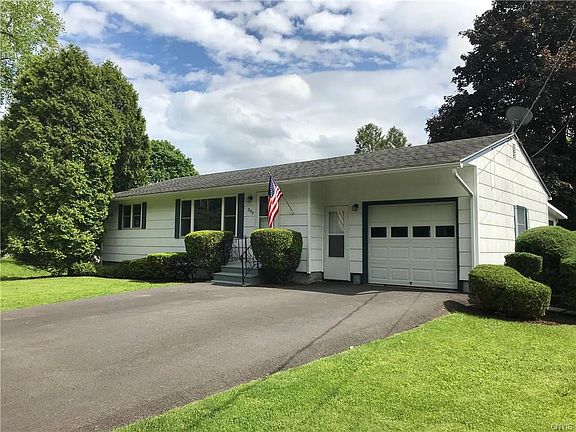 3rd image of 309 Sherwood Dr