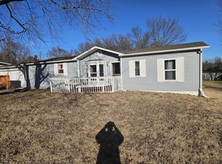 5040 N Burning Bush Rd, Columbia, MO 65202