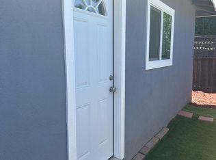 1215 Carver Rd #B, Modesto, CA 95350