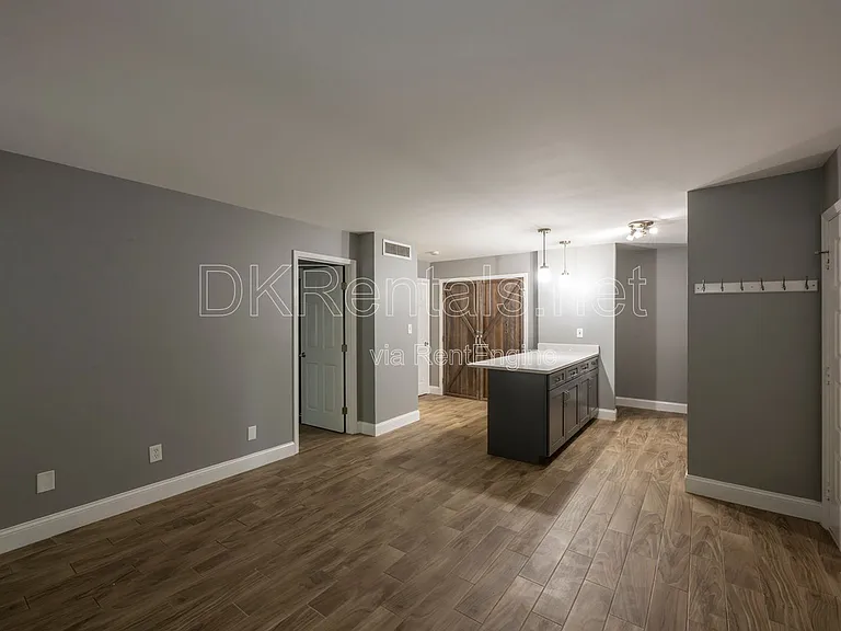 1309 Summit North Dr NE — Photo 3