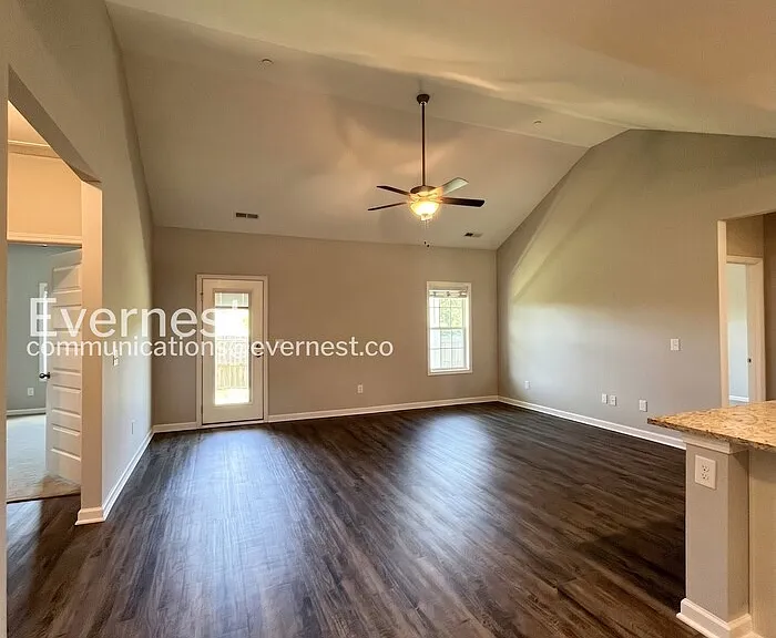 1107 Prospect Ct — Photo 7