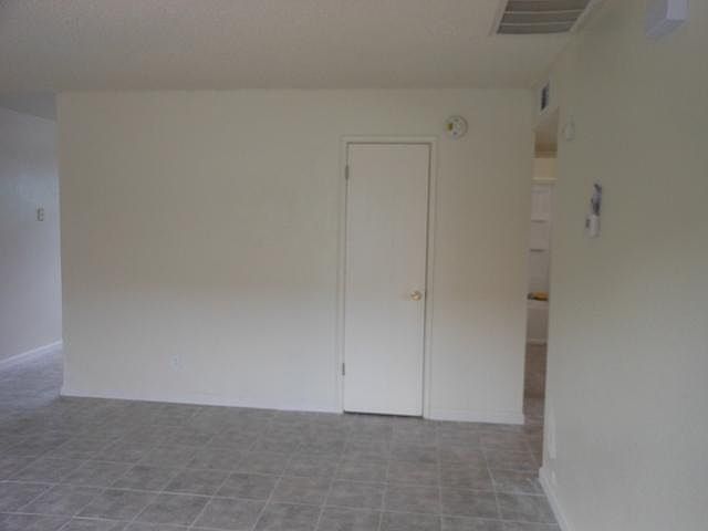 1st image of 1280 W Canal Dr APT 1