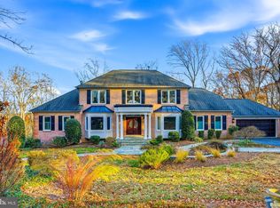 2007 Spring Branch Dr, Vienna, VA 22181