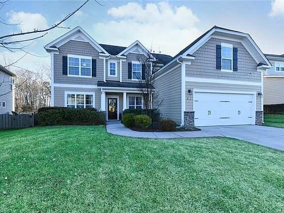 5th image of 815 Blue Moon Ct