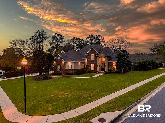 2nd image of 33861 Flintwood Cir