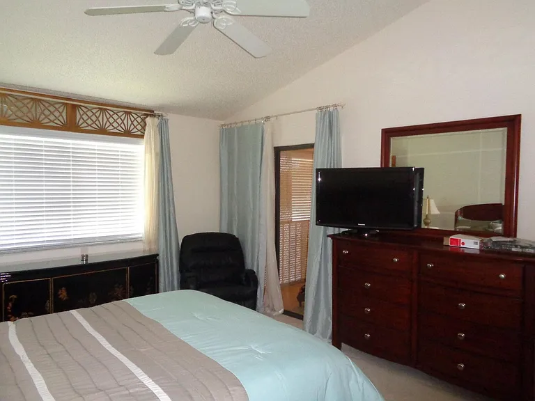 7657 Lexington Club Blvd #D — Photo 19