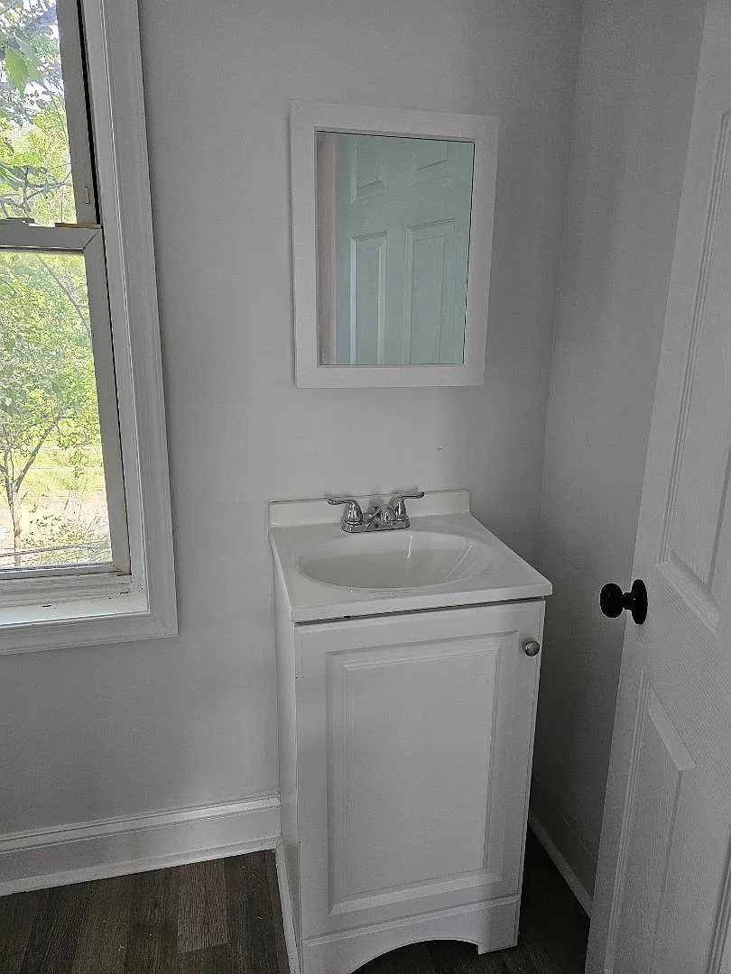 6403 Glenmore Ave - A - 6403 Glenmore Ave — Photo 1