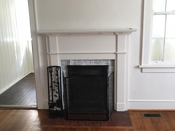 5th image of 700 Buckingham Rd
