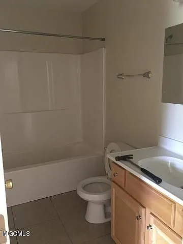 8592 Spring Ave Photo 1
