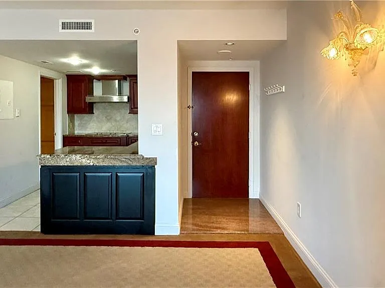 199 14th St NE #812 — Photo 21