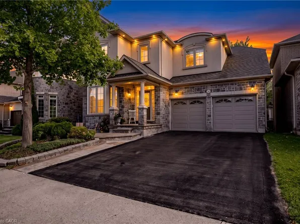364 Nautical Blvd, Oakville, ON L6L 0C1