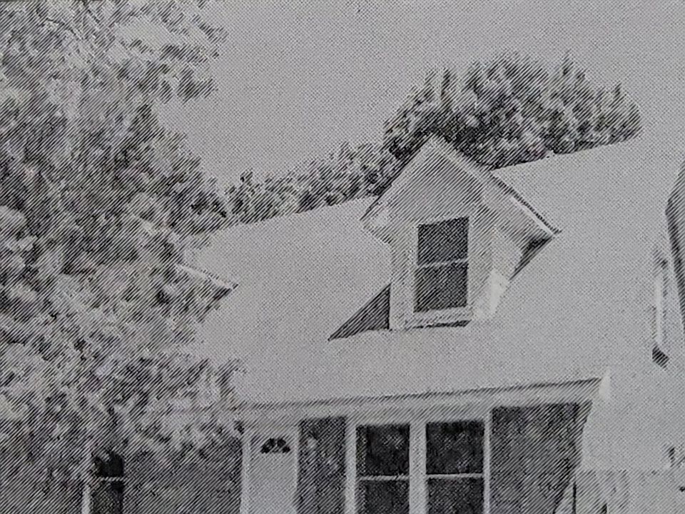 1st image of 405 Crabtree Cir