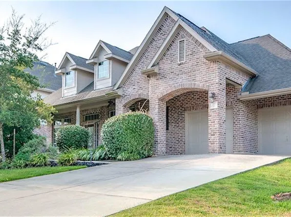 27 N French Oaks Cir, The Woodlands, TX 77382