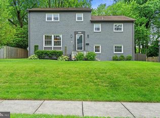 6502 Greyswood Rd, Bethesda, MD 20817