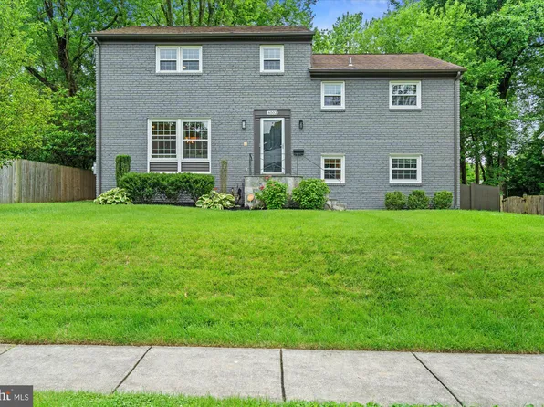 6502 Greyswood Rd, Bethesda, MD 20817