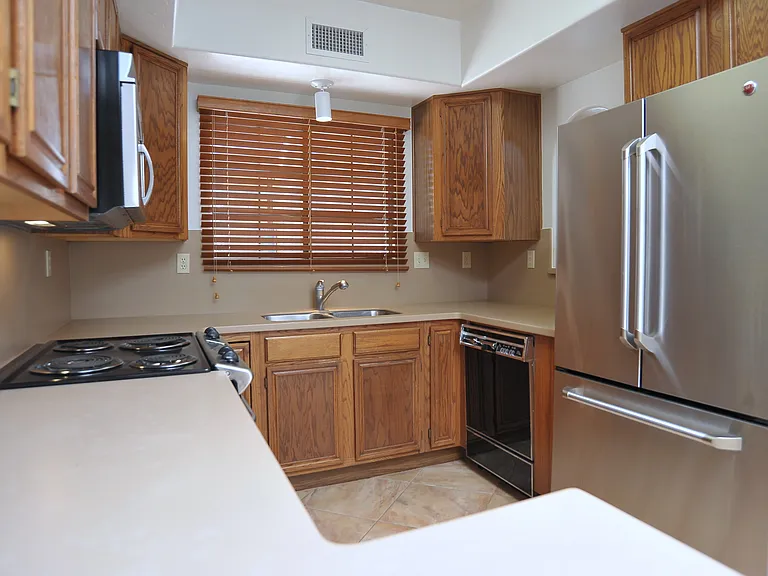 1600 E Deer Shadow Ln — Photo 18