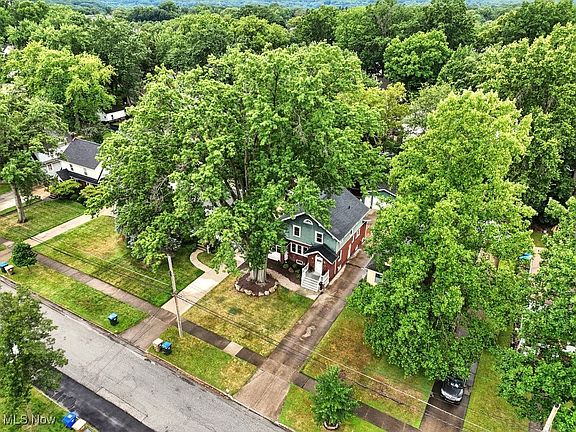 3rd image of 1758 18th St