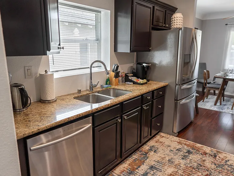 10809 Hartsook St #F — Photo 8