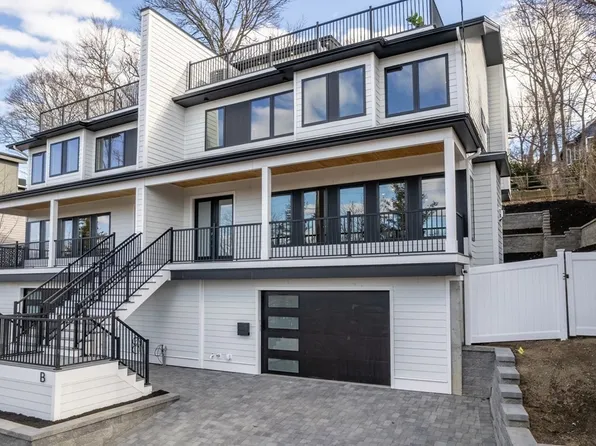 230 Austin St #A, West Newton, MA 02465