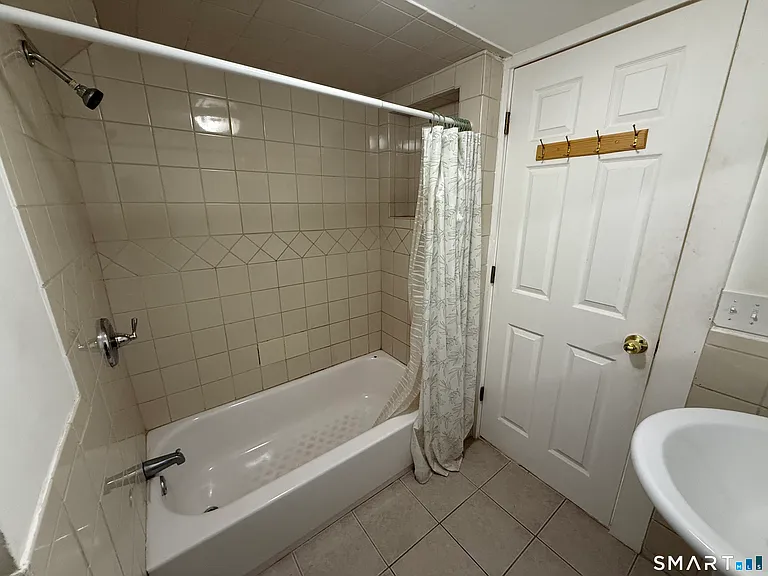58 Kellogg St — Photo 7