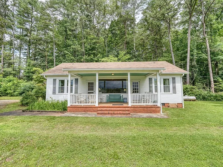 131 Wonderview Dr — Photo 8