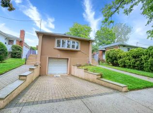 26015 57th Ave, Little Neck, NY 11362