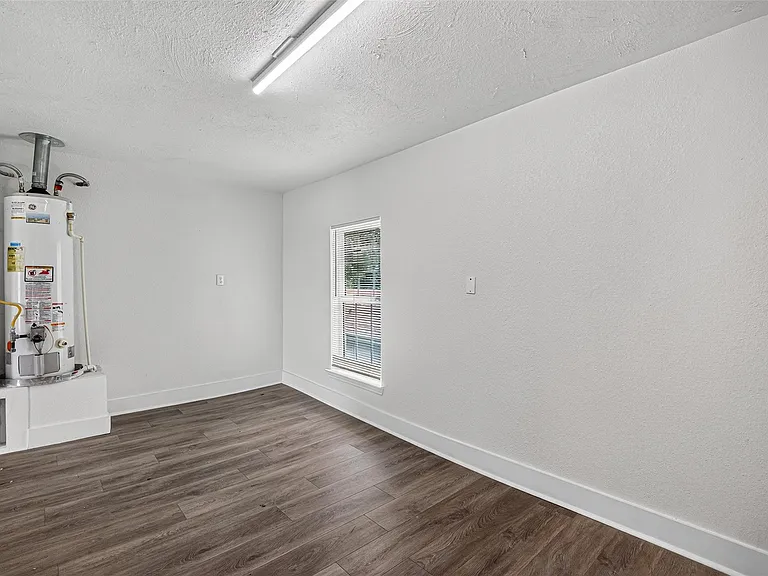 4901 Stimson St #7 — Photo 14
