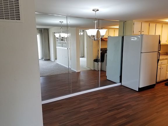 4th image of 2800 Maple Ave APT 18C
