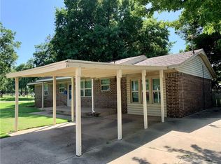 1628 S 9th St, Chickasha, OK 73018