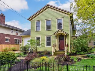 434 McKee St, Batavia, IL