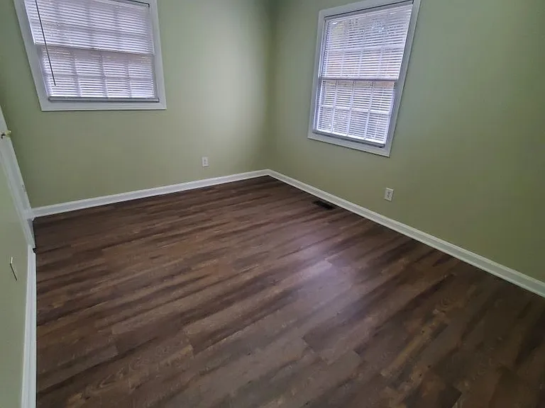 202 Bertram Pl — Photo 6