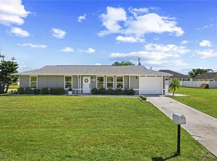 2135 SW 3rd Pl, Cape Coral, FL 33991