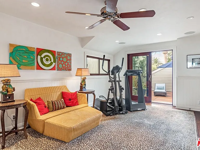 23416 Malibu Colony Rd — Photo 13