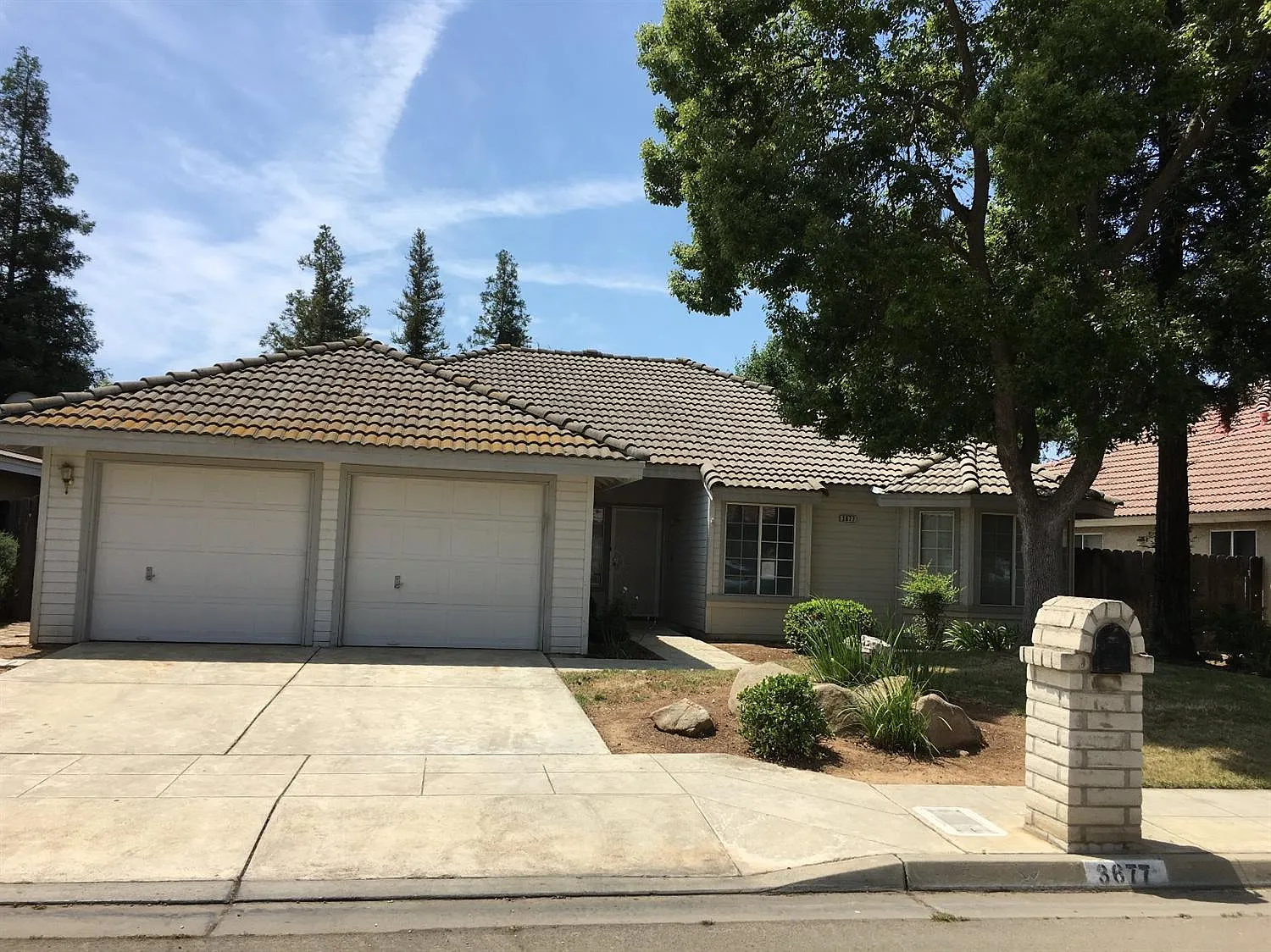 3677 W Sample Ave photo 1