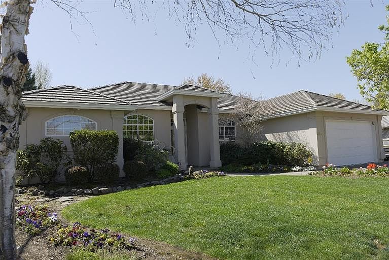 1st image of 3430 Creek View Dr
