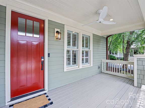 3rd image of 2022 Springdale Ave