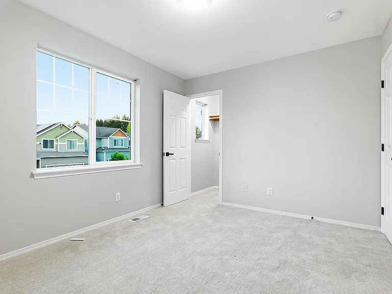 8622 187th Street Ct E — Photo 7