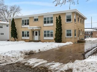 2101 Lake Point Dr, Madison, WI 53713