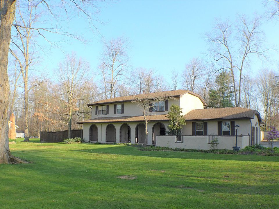1st image of 8948 Chevington Chase Dr