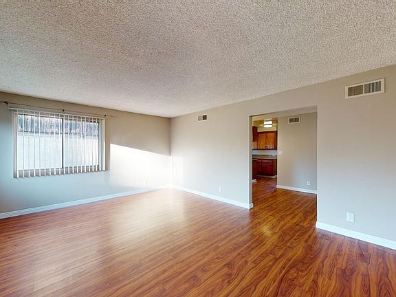 2nd image of 120 N Marguerita Ave