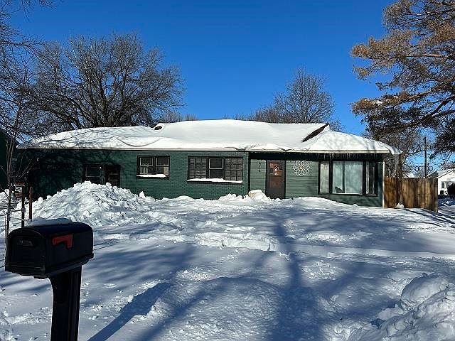 814 E Everett St, Oneill, NE 68763 | Zillow