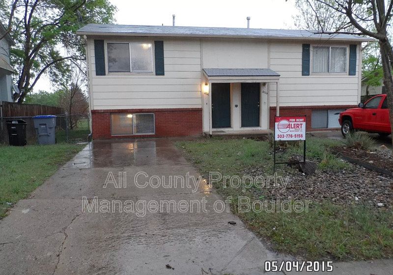 2026 Lincoln St, Longmont, CO 80501 | Zillow