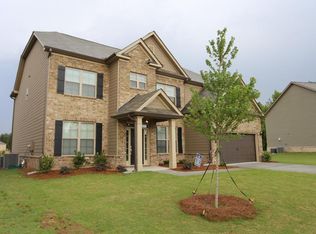 203 Oak Farm Ct, Loganville, GA 30052