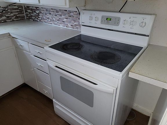 4th image of 2903 Gunckel Blvd