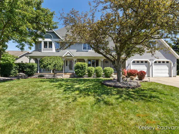 8534 Beretta Ct, Jenison, MI 49428