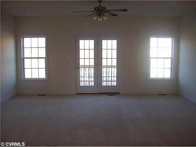 2nd image of 3907 Schooner Ln #4